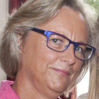 Anne Marie Dierick