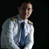 Rujiroj Alex Mitten
