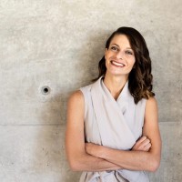 Izza Du Plessis