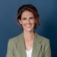Linda Van Oostveen