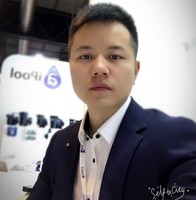 刘雄伟