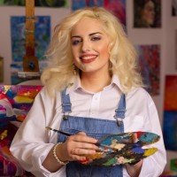 Alexandra Novik Khamis