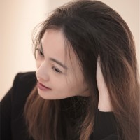 Gloria L.