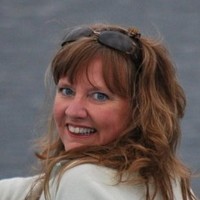 Lesley Hill