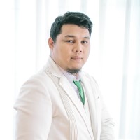 John Vari Espirituoso