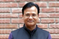 Dr Rajeev Srivastava