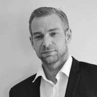 Simon Hicks