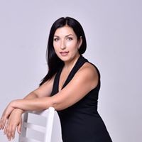 Анна Бутова