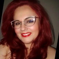 Lina Gualteros .