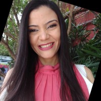 Luciana Araújo