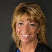Leslie Stauffer