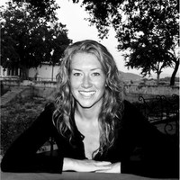 Stephanie Oakes