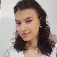Larissa Cristina