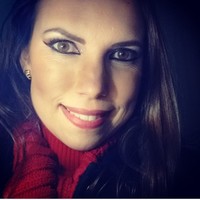 CAROLINE FLORES