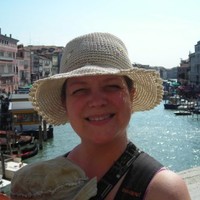 Linda Smith