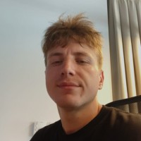 Egemen Özgür