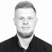 Denis Lavrenov