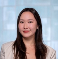 Esther Lo
