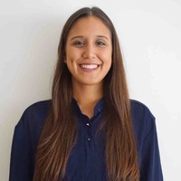 Adriana Velásquez