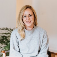 Dr Natalie Stott
