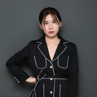 Evelyn Yuan