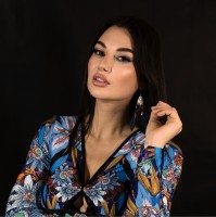 Adrienn Ujvári