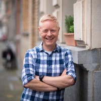 Erik Larik