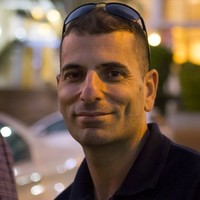 Avi Zvi