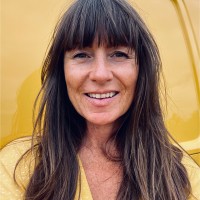 Kelly Williams HappyUHappyUs