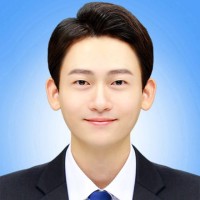 장현근
