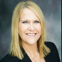 Tracey Glenn
