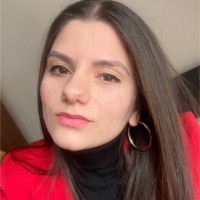 Nursena Koç