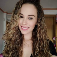 Juliana Van Well Dias