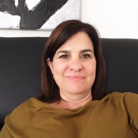 Isabelle Warren