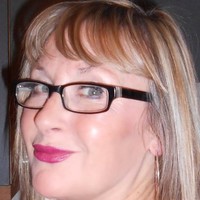 Lynda Hunter