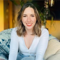 Sarah York, Ea