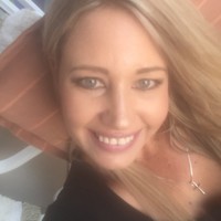 Bronwyn Roos