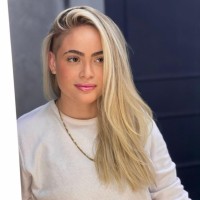 Letícia G.