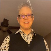 Holly Schuetz