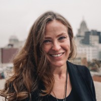 Jennifer Thomas