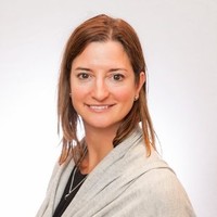 Luanne Svetelj
