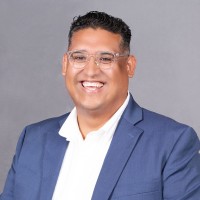 ROBERT VALDIVIA