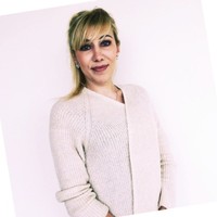 Angelika R.