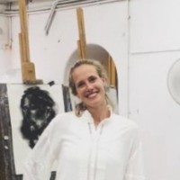 Yvette Hartog
