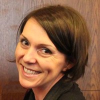 Dr Lina Nido