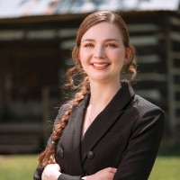 Holly Farris