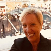 Suzanne Hart