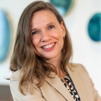 Iris Hoen