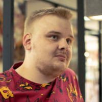 Денис Захаренков