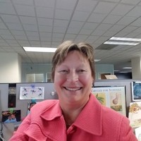 Suzanne Hidde